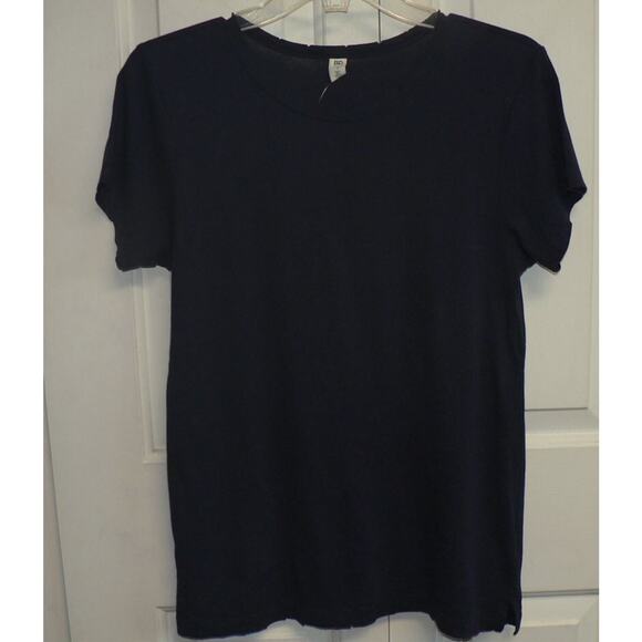 bp Tops - BP Women's Slightly Distressed Short Sleeve Crew‎ Neck T-Shirt in Navy Small $29